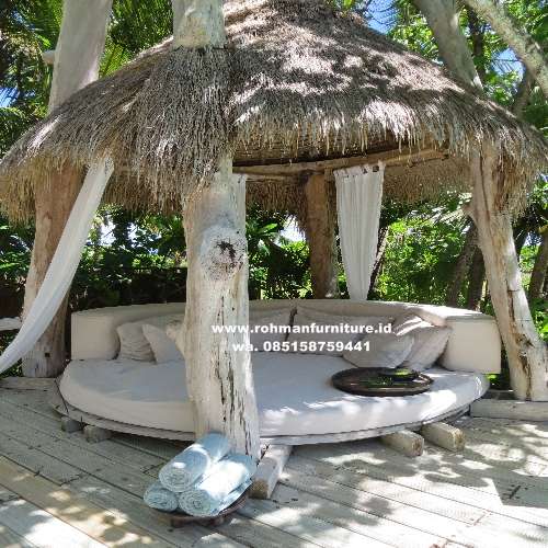 gazebo kayu gelondongan