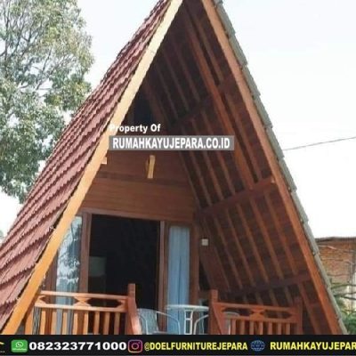 Rumah kayu segitiga