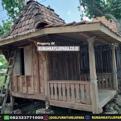 rumah kayu mungil