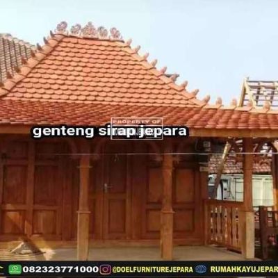 rumah papan kayu